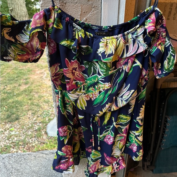 Floral romper - Picture 2 of 5